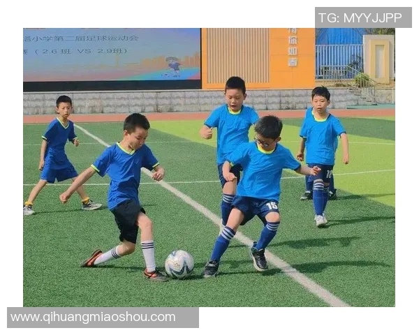 激烈对抗与团队合作的足球赛场上燃起的激情与梦想